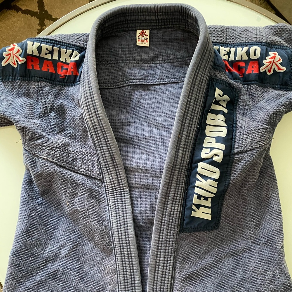 Keiko Raca Gi Top
